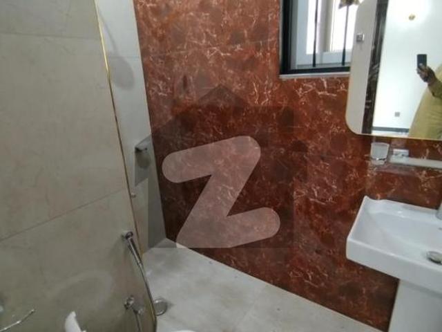 Jwad Avenue Corner House Jawad Avenue