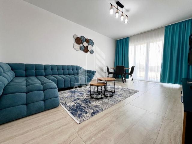 Jumatate de Duplex, 4 camere, 2 locuri de parcare,curte, Mosnita Noua