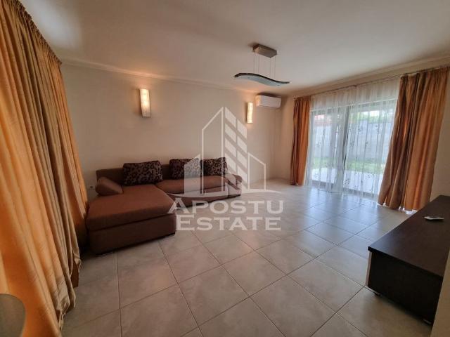 Jumatate de duplex in Braytim cu curte spatioasa