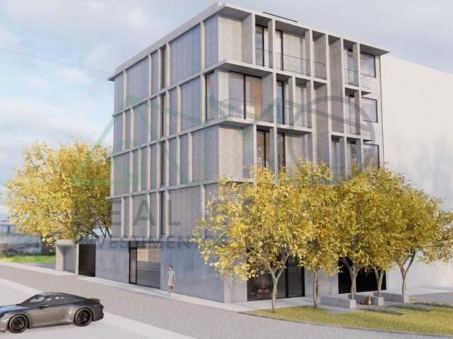 JUNTO AO PÓLO UNIVERSITÁRIO DO PORTO Excelente oportunidade de Investimento