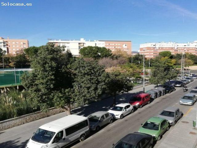 JUNTO AL VIAL NORTE Y FACULTAD CIENCIAS DEL TRABAJO PISO PARA ESTUDIANTES