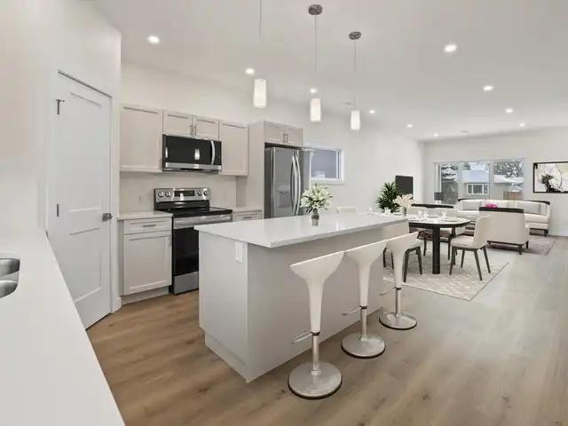 DON'T MISS *July 1st Brand New 3 Bedroom 2.5 Bath Duplex in Rossmere / North Kildonan Area, In suite Laundry, Parking