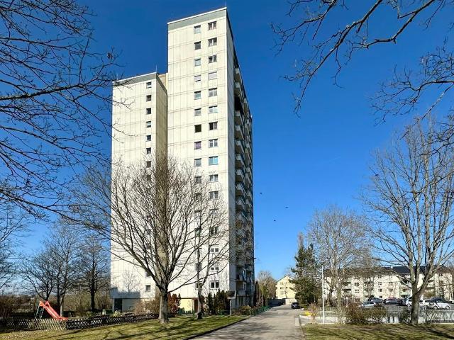 Jung & Kern Immobilien Modernisiert & Bezugsfertig Großzügige Eigentumswohnung wartet auf Sie!