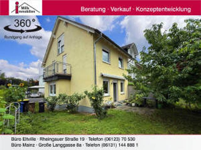 Junges Einfamilienhaus in 1 A Wohnlage mit Terrasse und ideal ausgerichtetem Garten