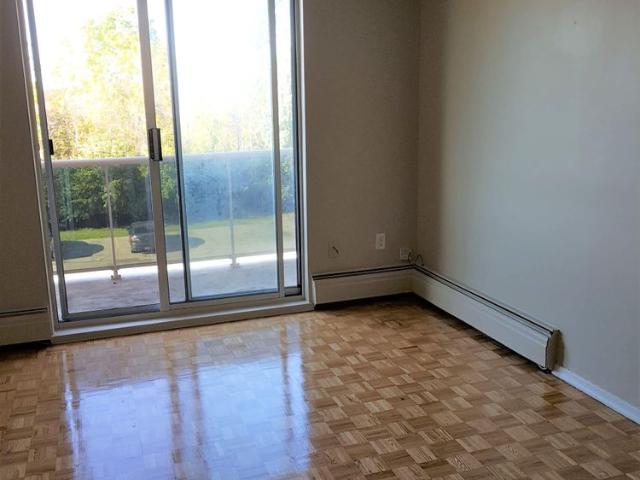 Junior 1 Bedroom