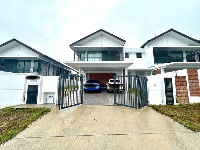 JUAL BELOW MARKETUNIT BARUSemid Double Storey Greenhill Shah Alam