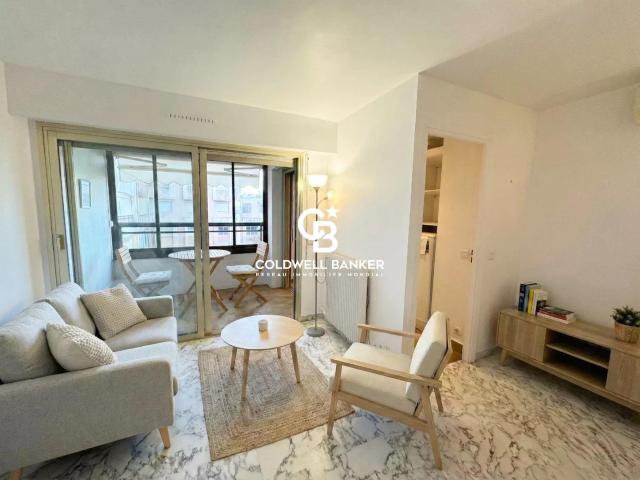 Juan les Pins – Center Bay– Résidence de grand standing avec. 35m² Antibes