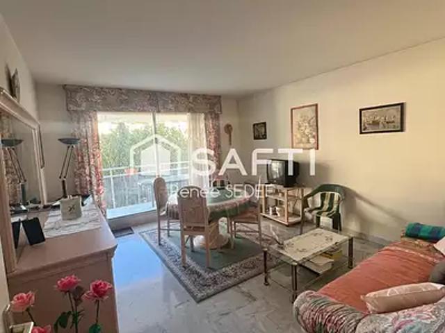 Juan les Pins 06160 Achat / Vente appartement 2 pièces t2 terrasse balcon