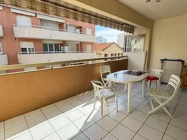 Juan les Pins 06160 Achat / Vente appartement 3 pièces t3 terrasse cave