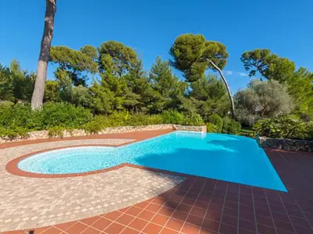 Juan les Pins 06160 Achat / Vente appartement 4 pièces t4 au dernier étage