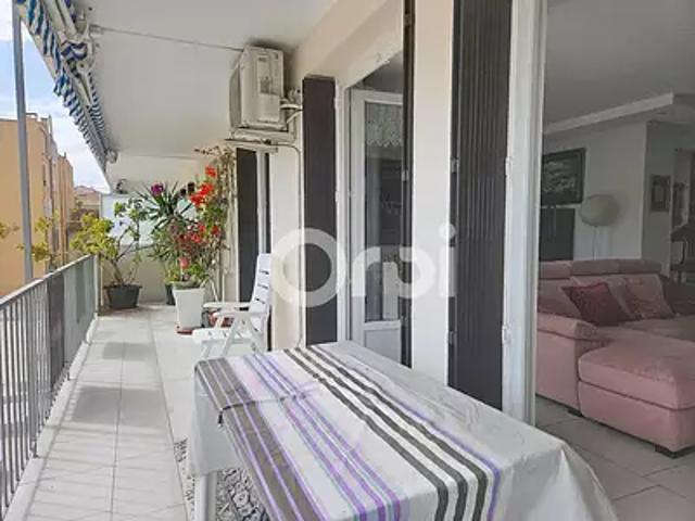 Juan les Pins 06160 Achat / Vente appartement 4 pièces t4 terrasse cave