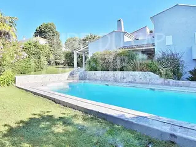 Juan les Pins 06160 Location maison 6 pièces t6 piscine
