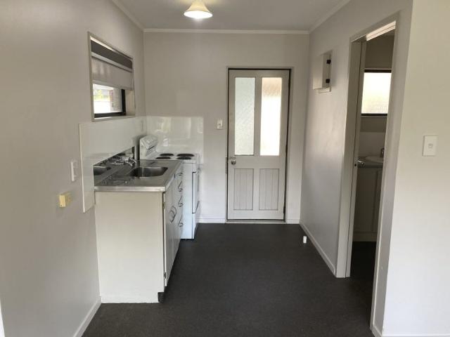 Judea, 1 bedroom