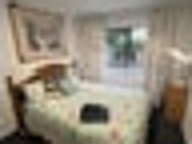 Judea, 2 bedrooms, $500 pw