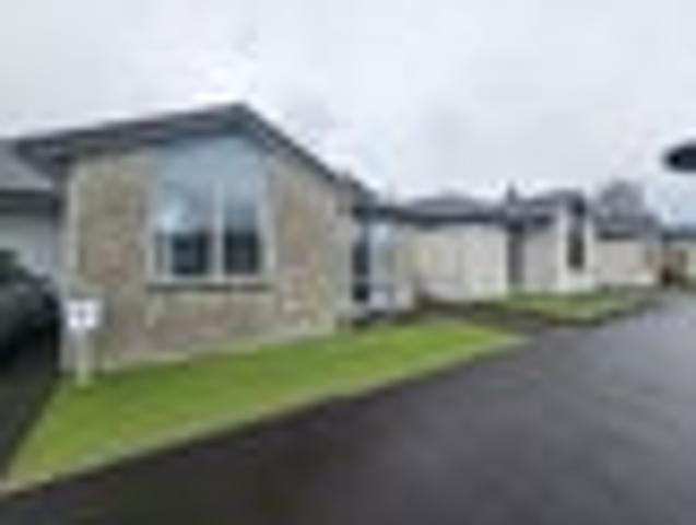 Judea, 2 bedrooms, $640 pw