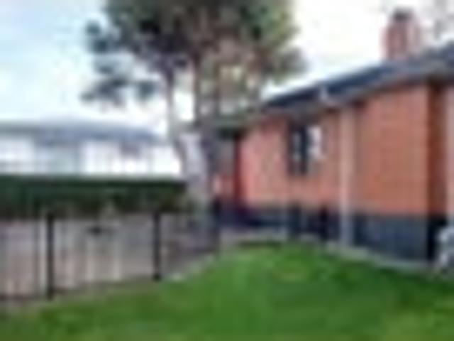 Judea, 2 bedrooms, $650 pw