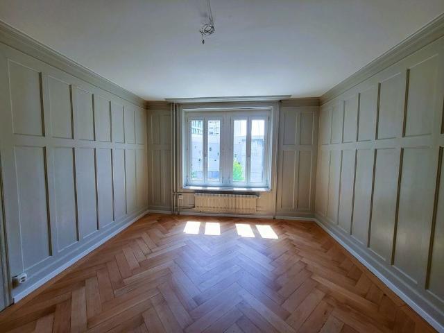Jugenstilwohnung in unmittelbarer Nähe zum Kantonsspital