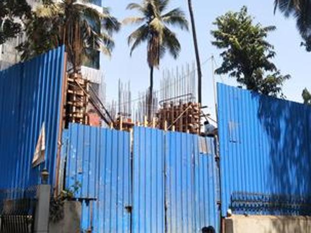 Vile Parle West 3 BHK Apartment For Sale Mumbai