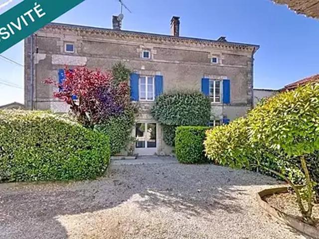 Juillé 16230 Achat / Vente maison 10 pièces t10 parking
