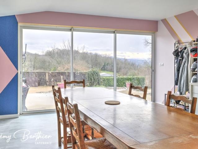 JUJURIEUX 01 – Hameau de Chenavel – Maison 115 m² Terrain 236 m² 3 chambres