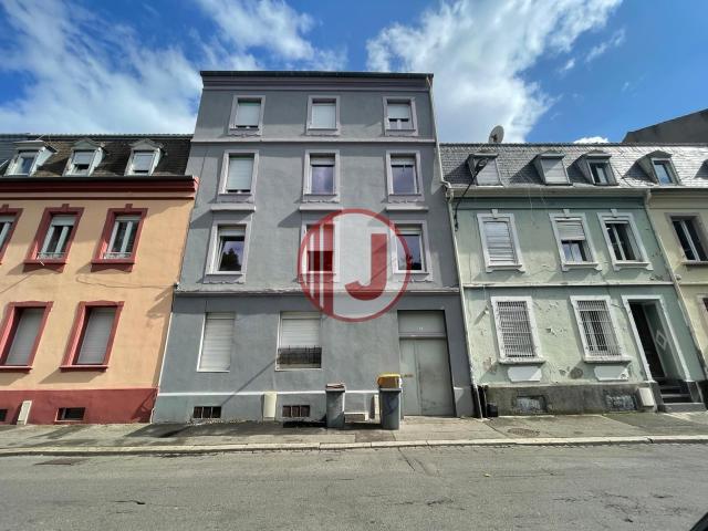 JULIEN IMMO Immeuble 8 appartements de 308m2