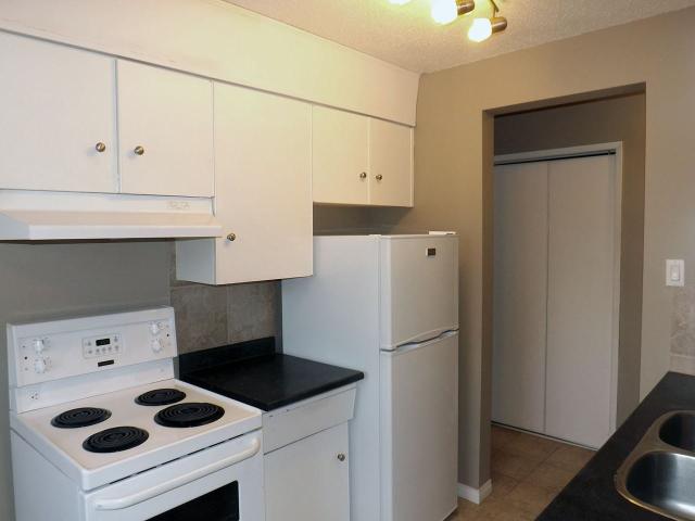 Julliard North 1 Bedroom Apartment for Rent at 10735 103 St Nw, Edmonton, AB T5H 2V7 Central McDougall