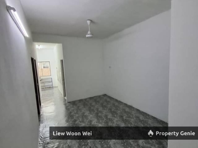 juru flat for sale at bukit minyak