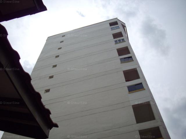 Jurong East Avenue 1 Jurong East, HDB Executive