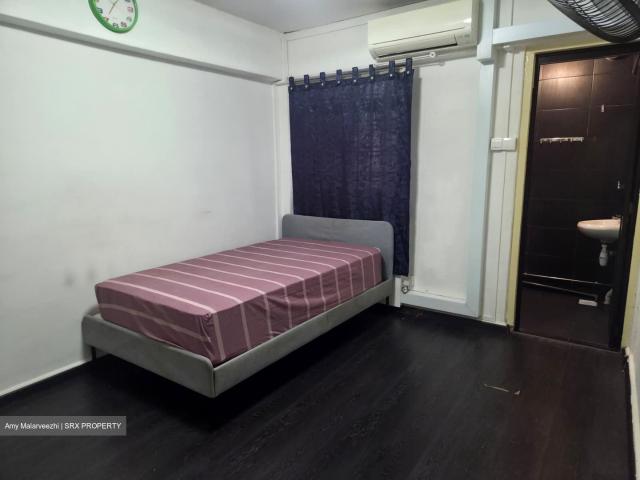Jurong East Street 21 Jurong East, HDB 3 Rooms