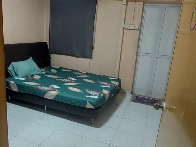 Jurong East Street 21 Jurong East, HDB 3 Rooms