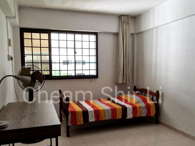 Jurong East Street 21 Jurong East, HDB 4 Rooms
