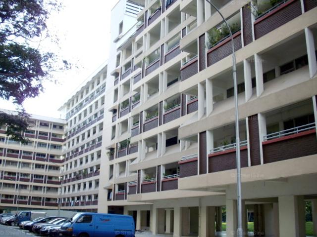 Jurong West Street 42 Jurong West, HDB Executive