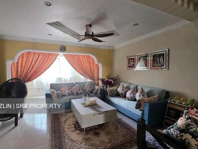 Jurong West Street 42 Jurong West, HDB Executive