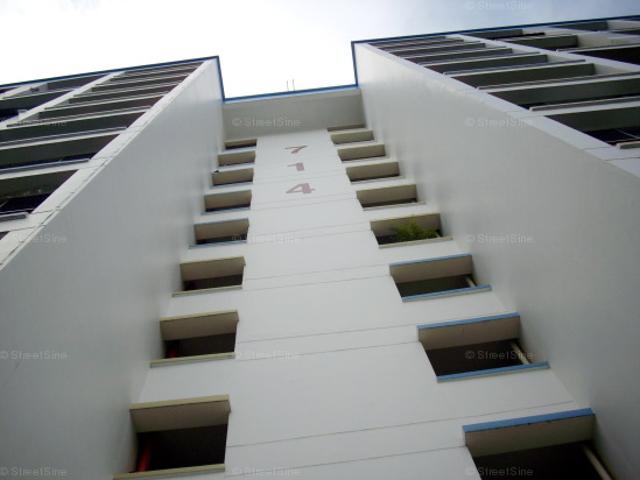 Jurong West Street 71 Jurong West, HDB Executive