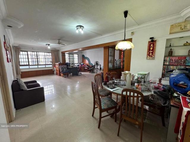 Jurong West Street 71 Jurong West, HDB 5 Rooms