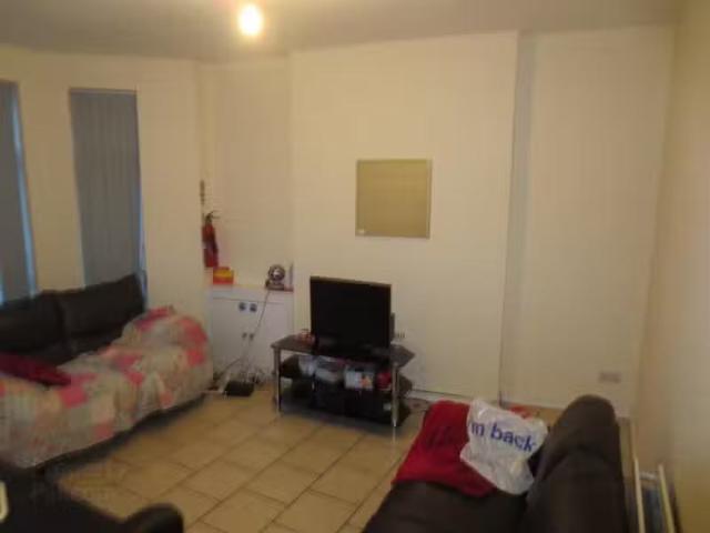 Deal! Agincourt Avenue