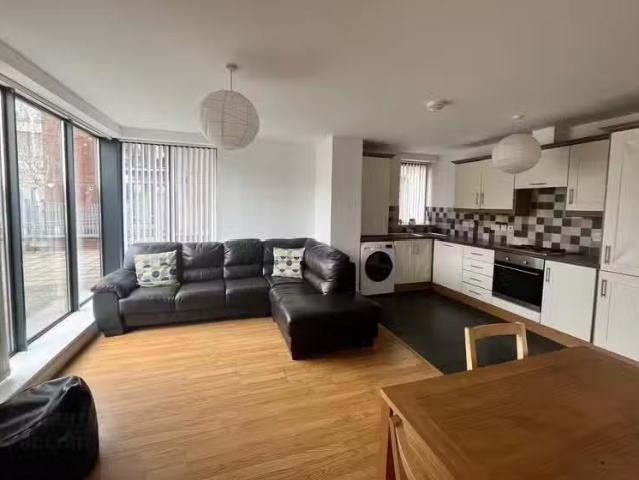 Deal! Apt 2 Pottinger's Quay, 25 Short Strand