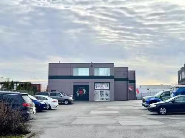 Just in! 188 Street, Surrey, BC, V4N 3M2 commercial for leas.