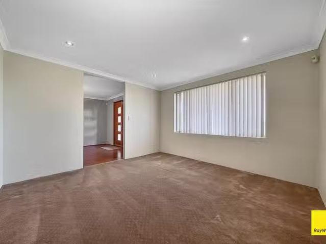 Charming 18 Beard Elbow, Bayswater, WA 6053