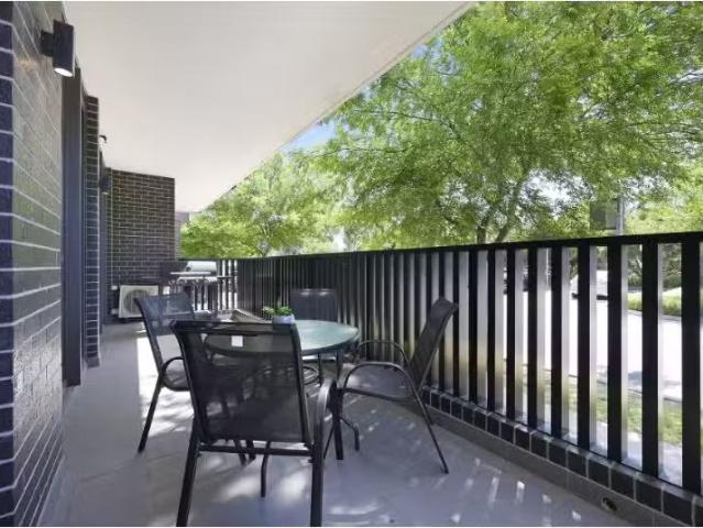 Cheap 107/10 Aviators Way, Penrith Apartment for rent Listed.