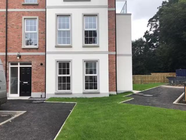 Deal! 10 Walled Garden