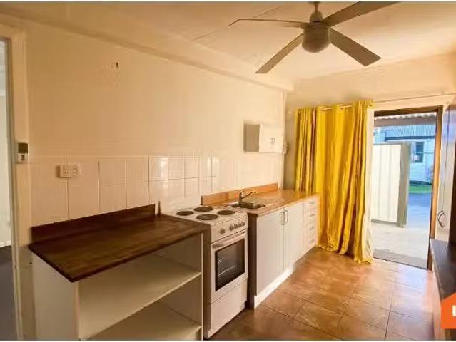 Just in! 1 BR 76A Conmurra Circuit, Shortland Apartment for re.