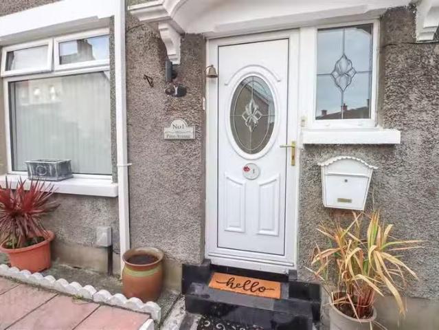 Charming 1 Pims Avenue