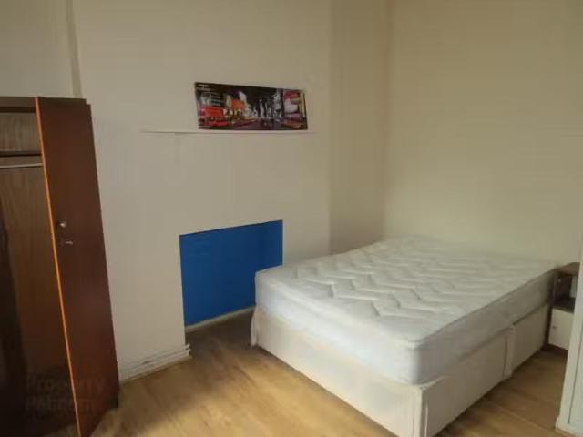 Nice 21 Camden Street Flat 1