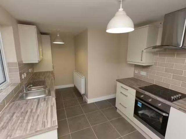 Deal! 22 Eblana Street
