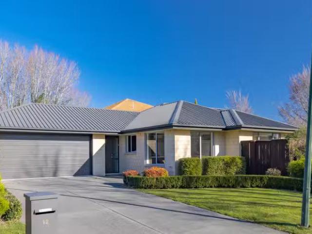 Nice 2 BA Five Bedrooms, Flexible Living, Great Location Fir.