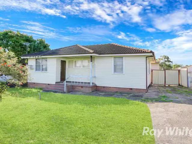 Charming 3 BR 20 Colbeck Street, Tregear, NSW 2770