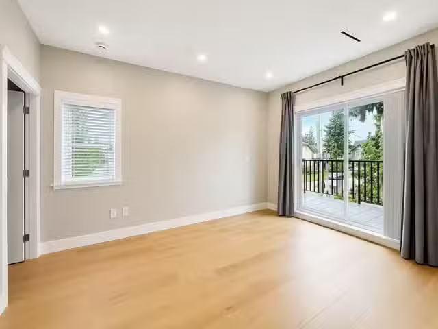 Cozy 3 BR House for rent in Vancouver, Vancouver West, Laneway.