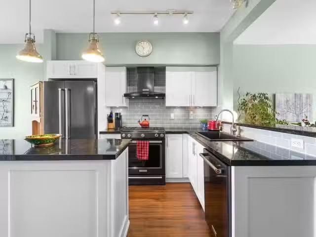 Just in! 3 BR Townhouse for rent in Richmond, Richmond, 8080 F.
