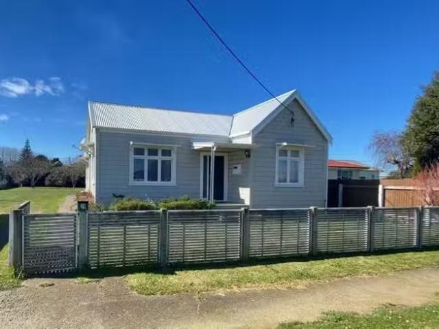 Just in! 3 BR Tuke Street, Normanby First National Real Estate